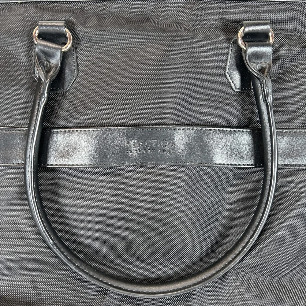 Kenneth Cole Reaction used good